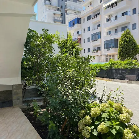 Lionel Apartament